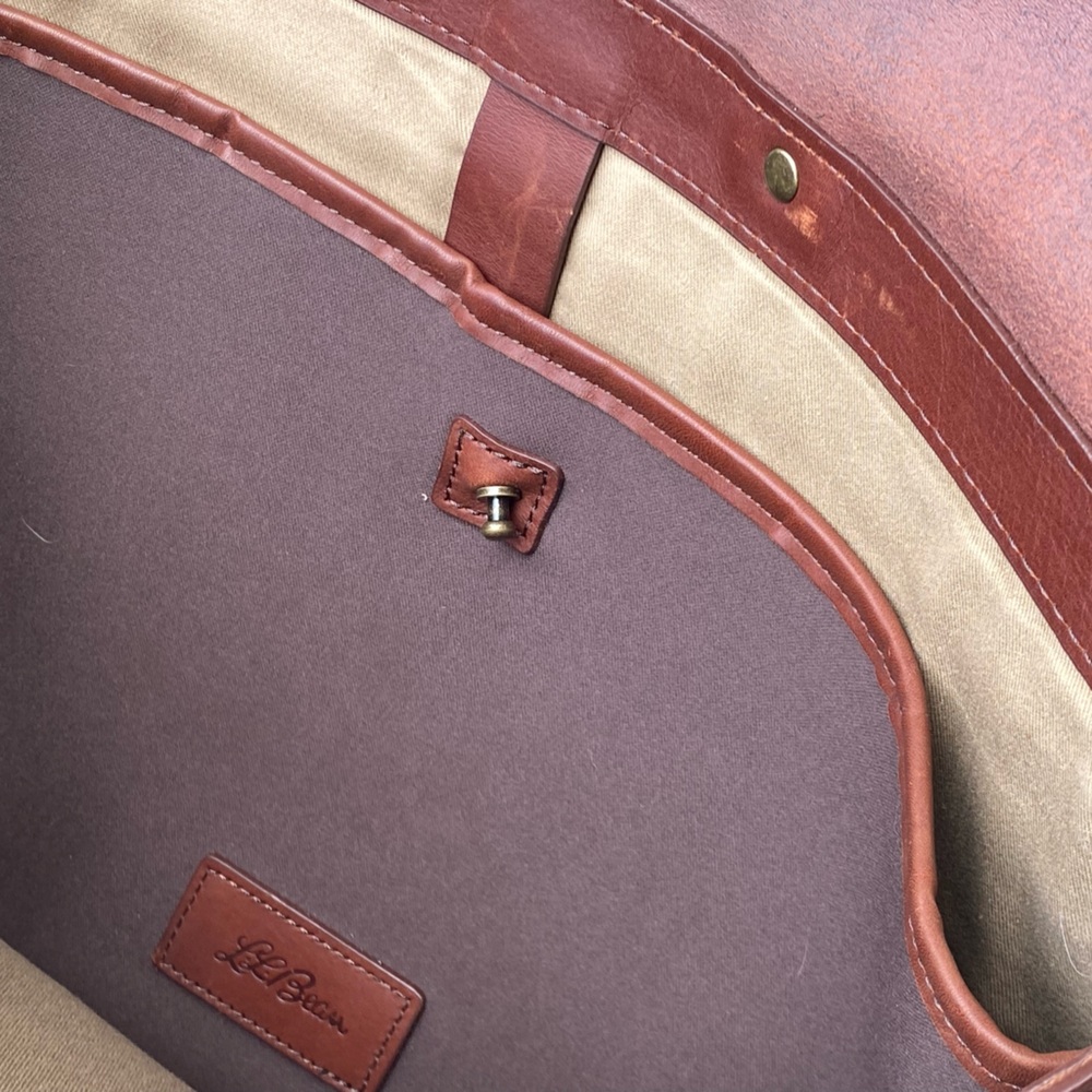 L.L. Bean Rich Brown Leather Messenger Bag - Picture 7 of 15